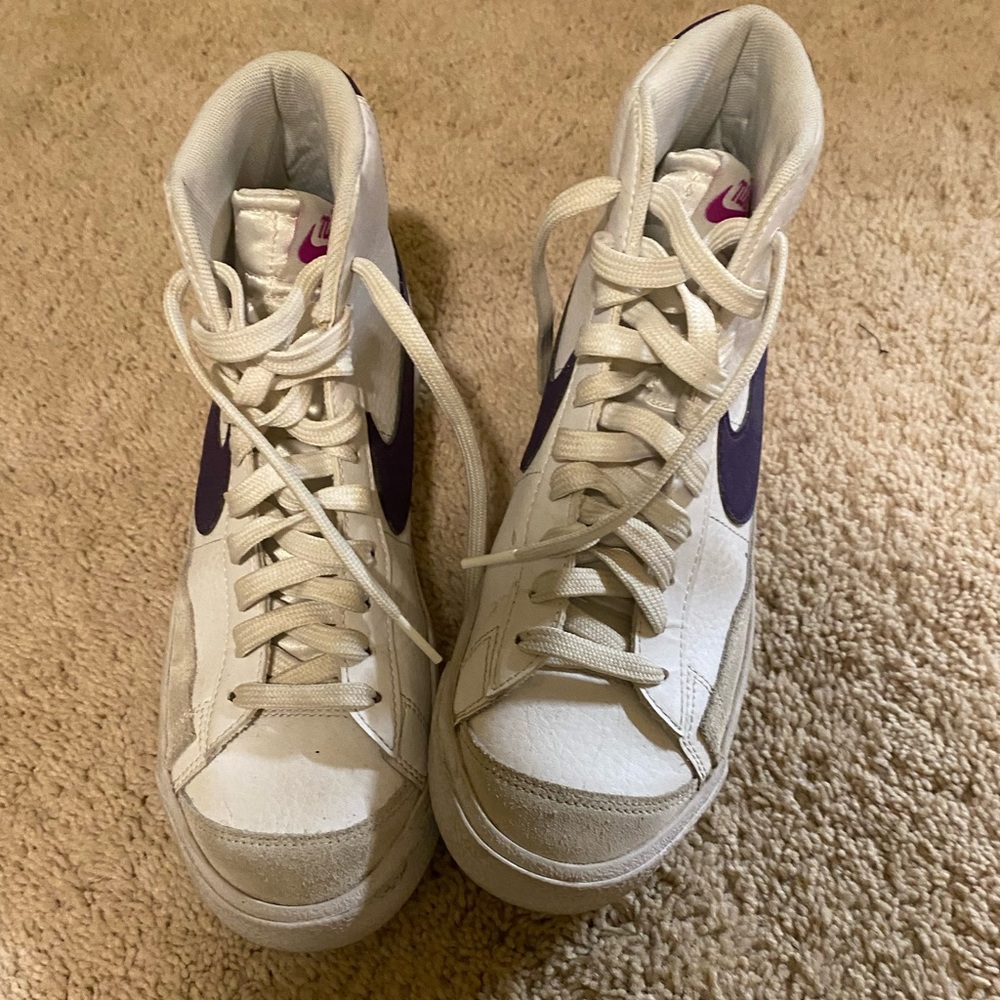 Nike blazer mid 77 size 7